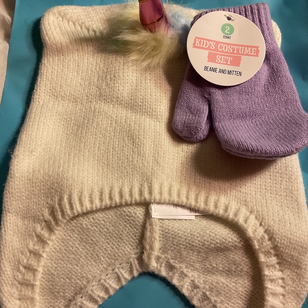 2 sets unicorn hat and mitten Target